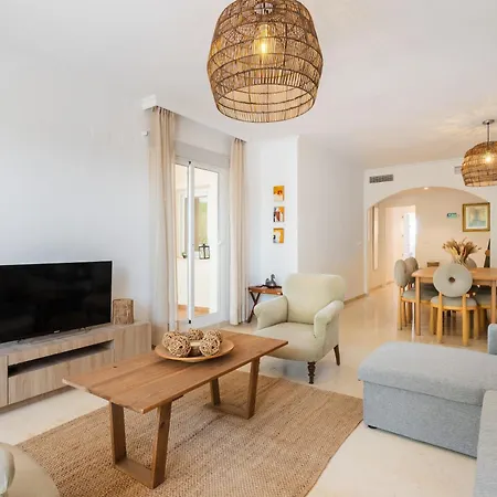 شقة Lovely 3br - Hills, Elviria, - Filipa