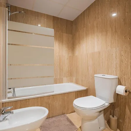 Lovely 3br - Hills, Elviria, - Filipa شقة